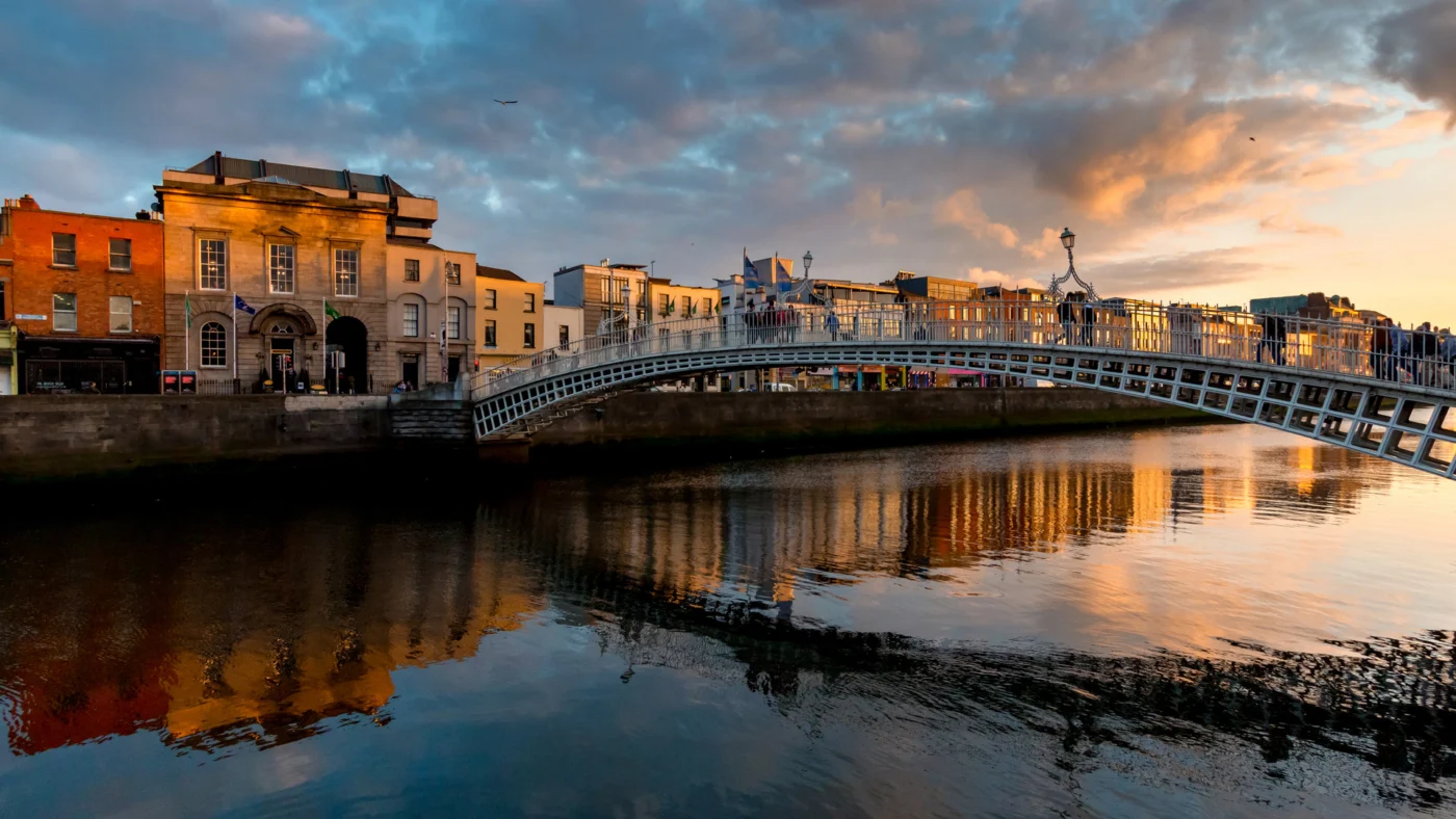 Dublin Bridge Finale 1400 | Solo Travel For Women | Sisterhood Travels Group Tours