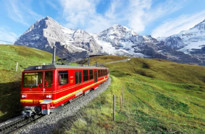 Kleine Scheidegg Train