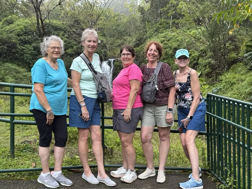 Sisterhood travels ladies in Hawaii
