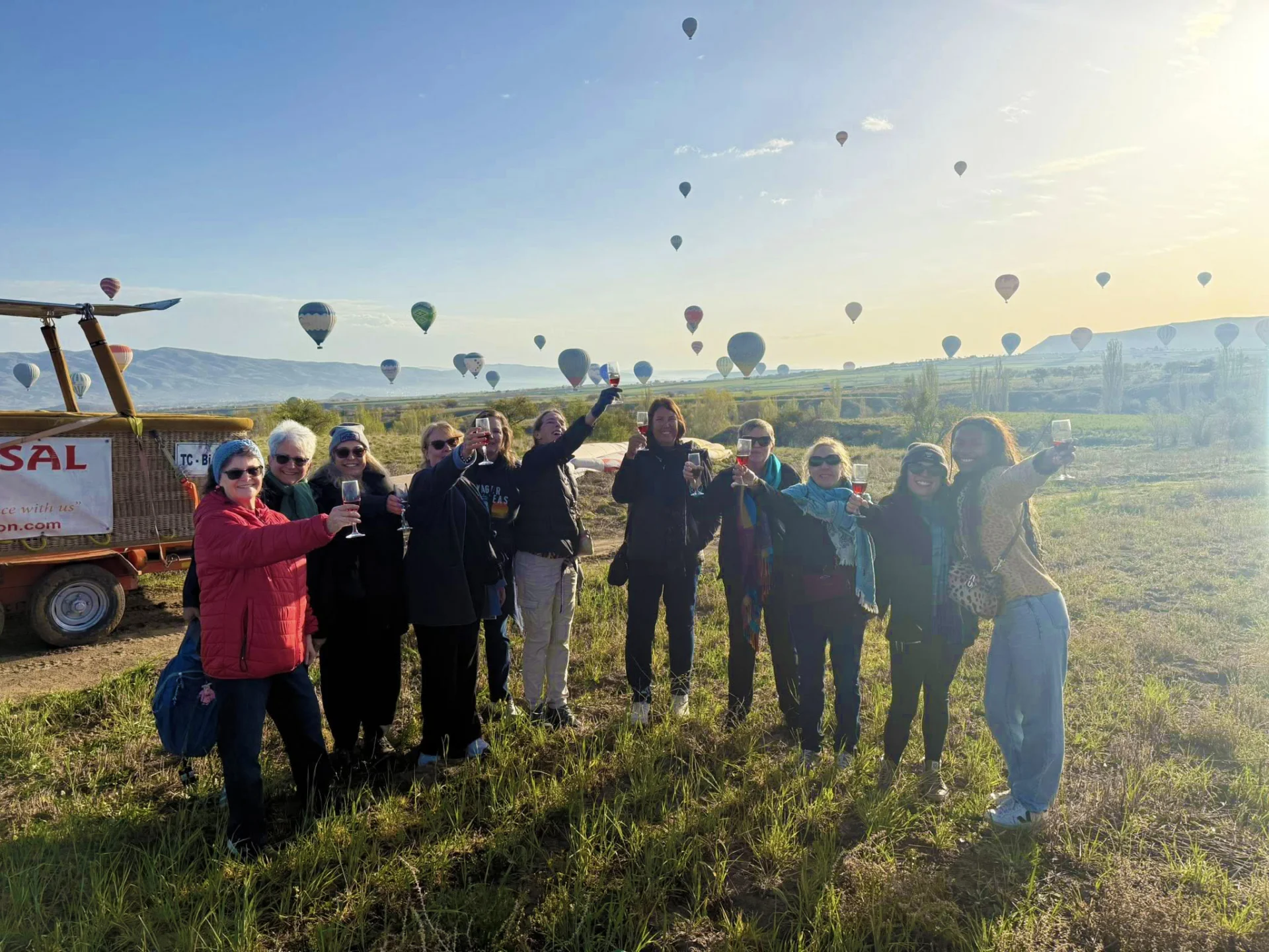 Timeless Türkiye 23 Sisters at balloon launch