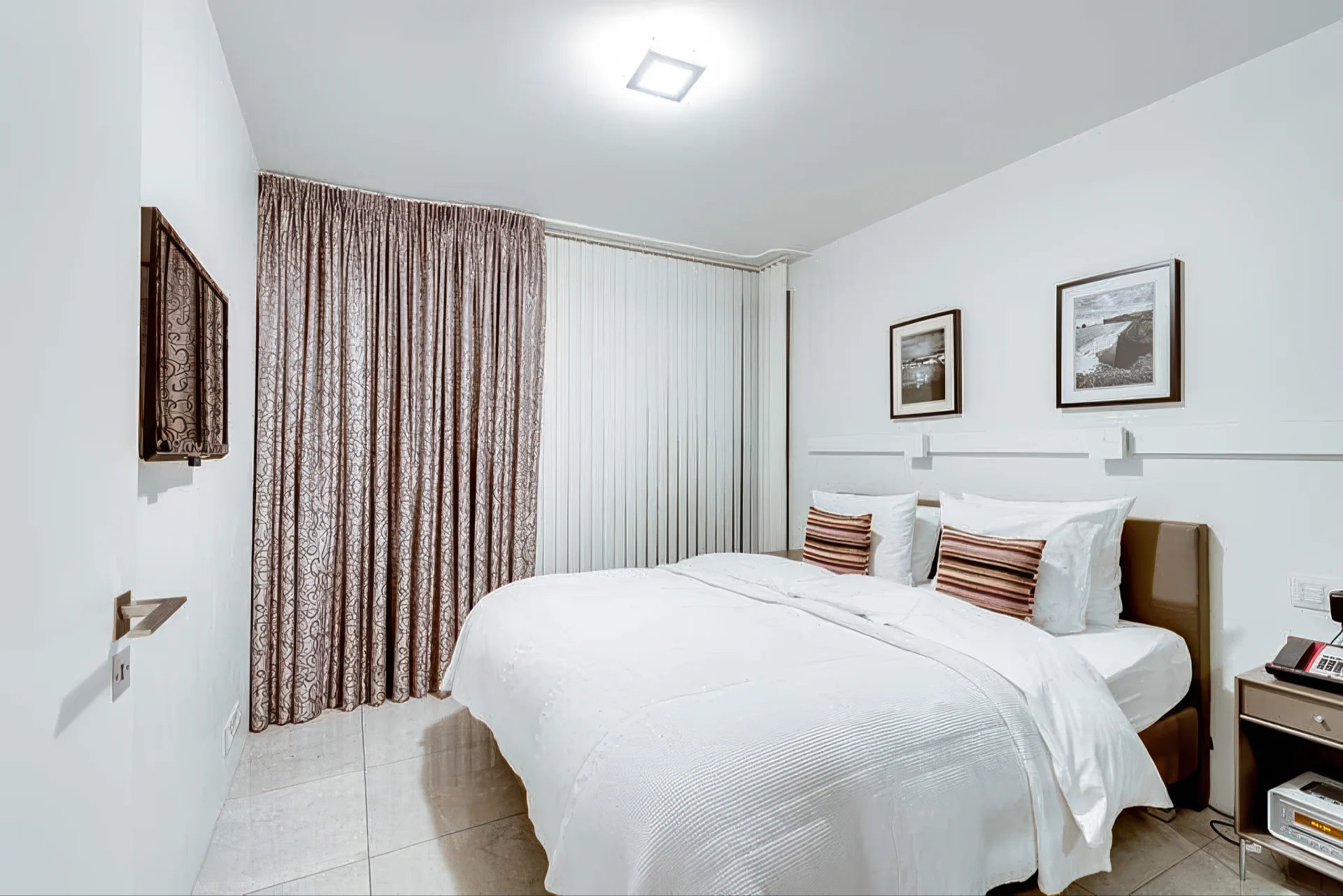 Black-Pearl-Reykjavik standard-suiteStandard-suite