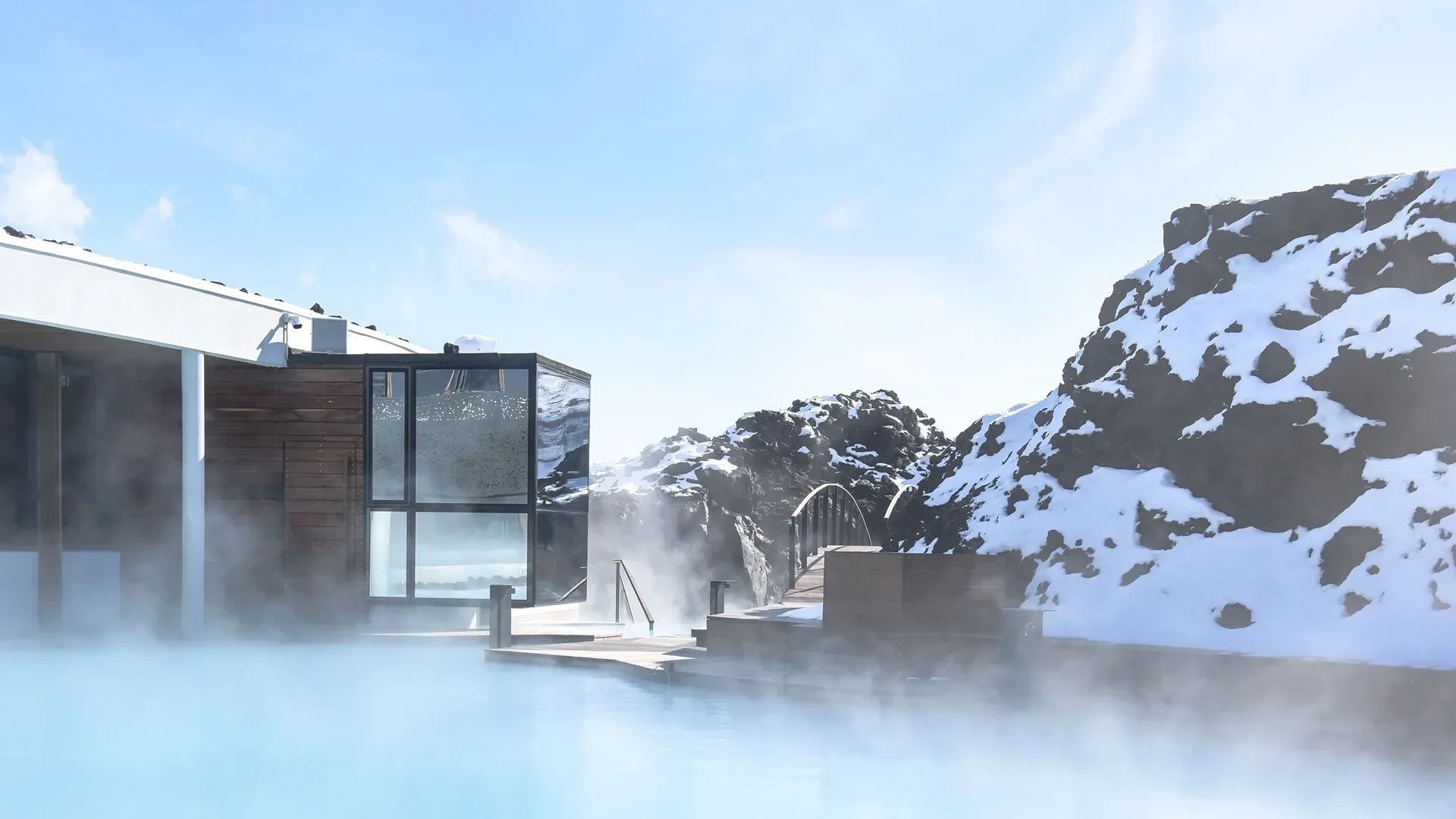 Luxury Iceland Geothermal Escape for Women 21 the-retreat-at-blue-lagoon