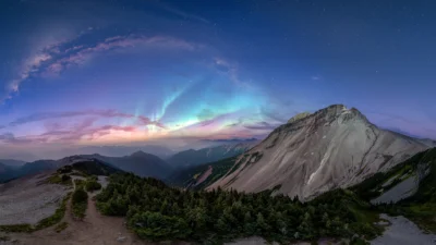 canadian rockies northern lights