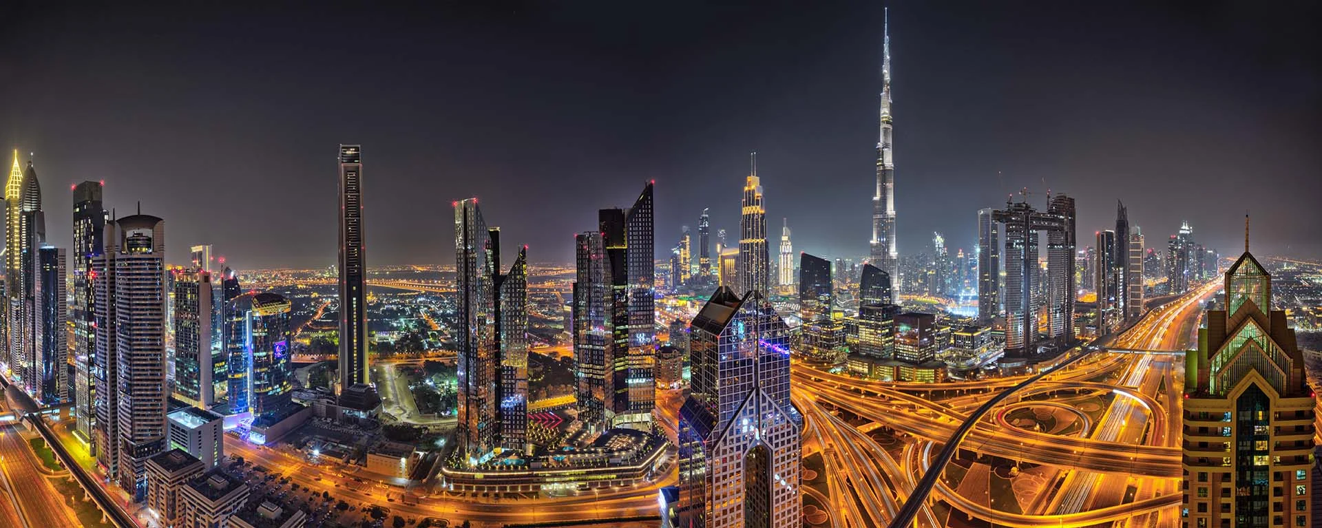 dubai skyline pano