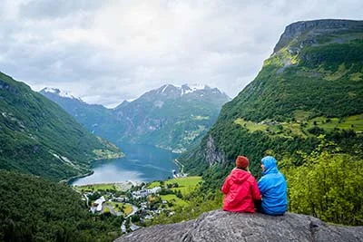 geiranger village couple