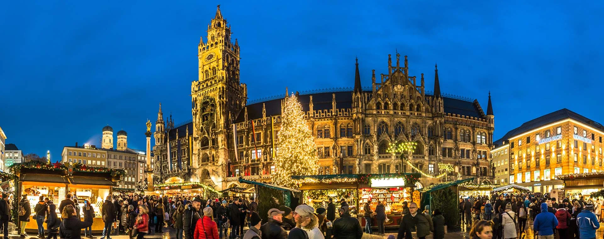 germany munich promenadeplatz square pano