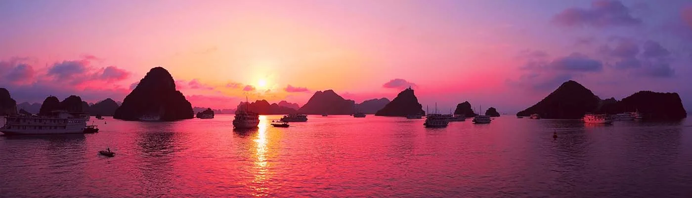 ha long bay purple sunset pano