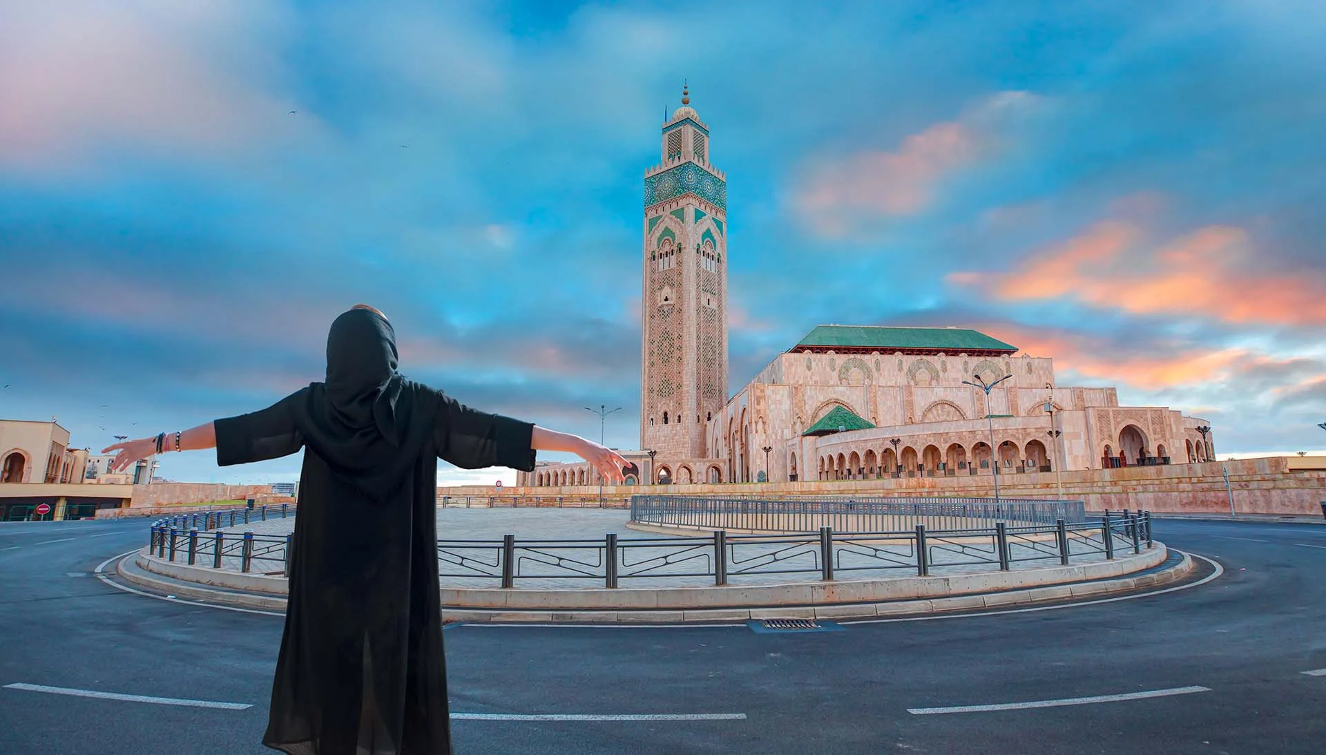 hassan ii mosque woman