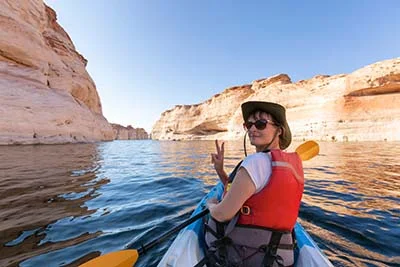 lake powell kayak woman