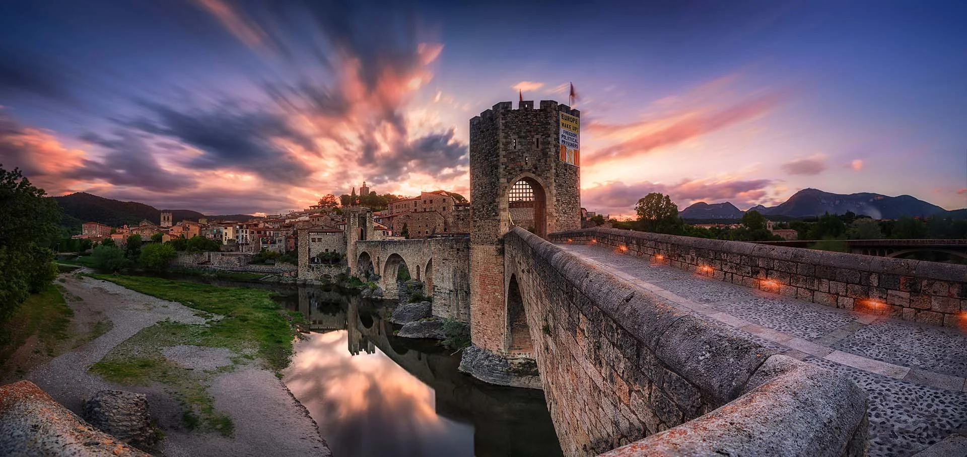 spain besalú bridge pano