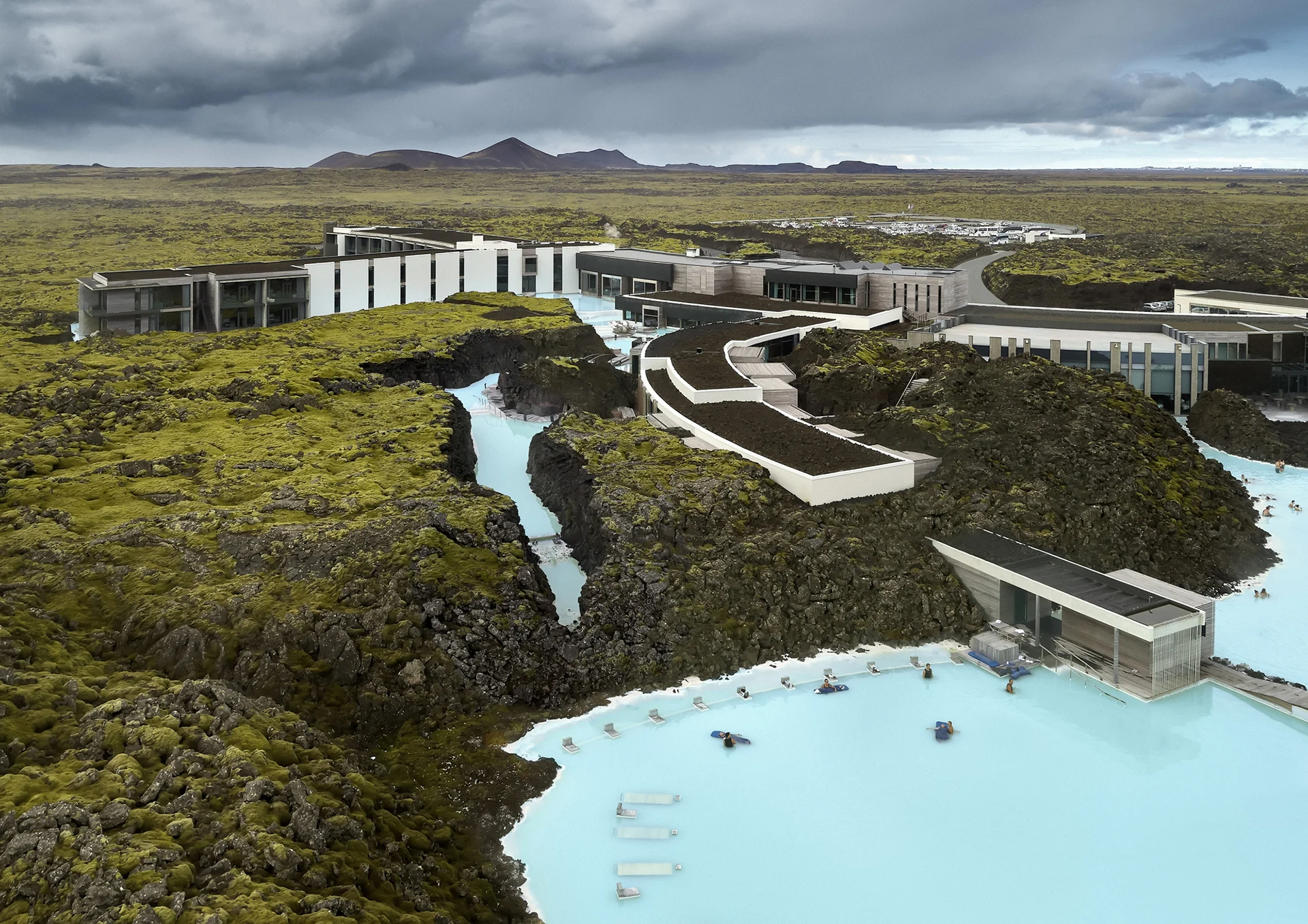 Luxury Iceland Geothermal Escape for Women 20 the-retreat-at-blue-lagoon