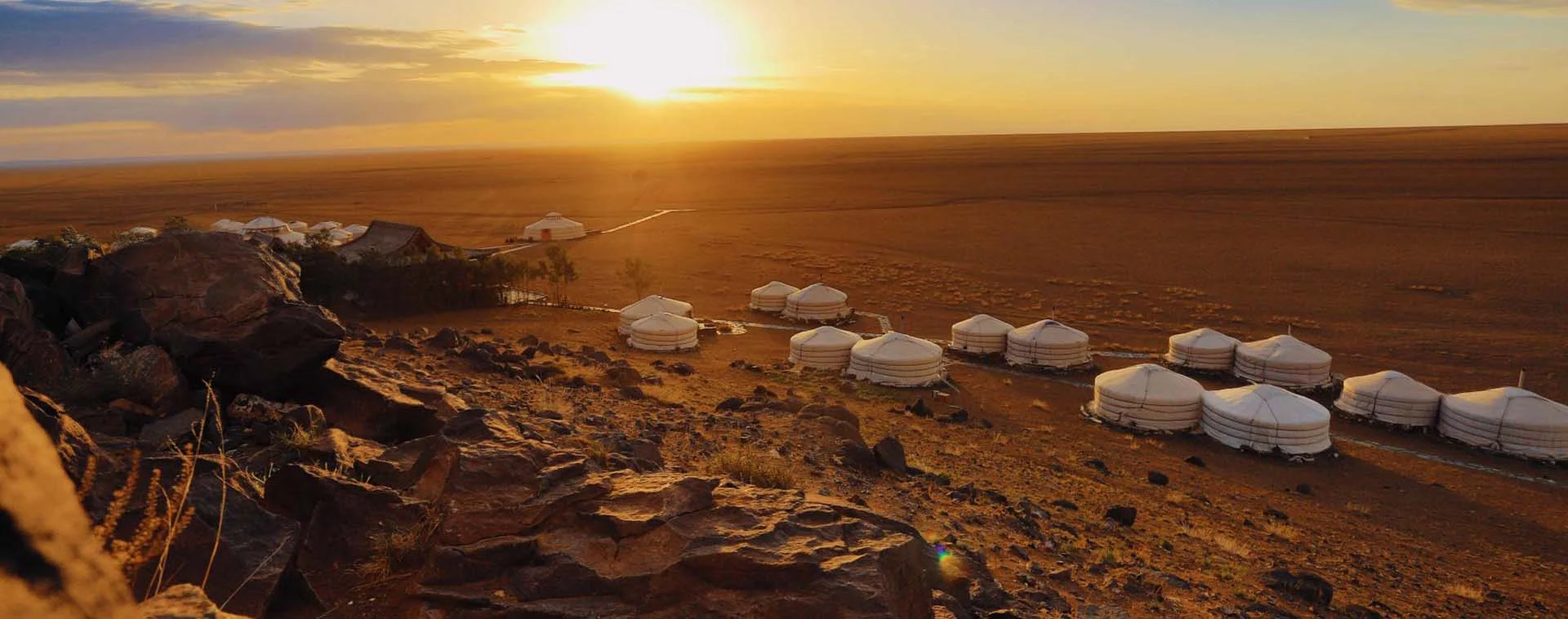 three camel lodge